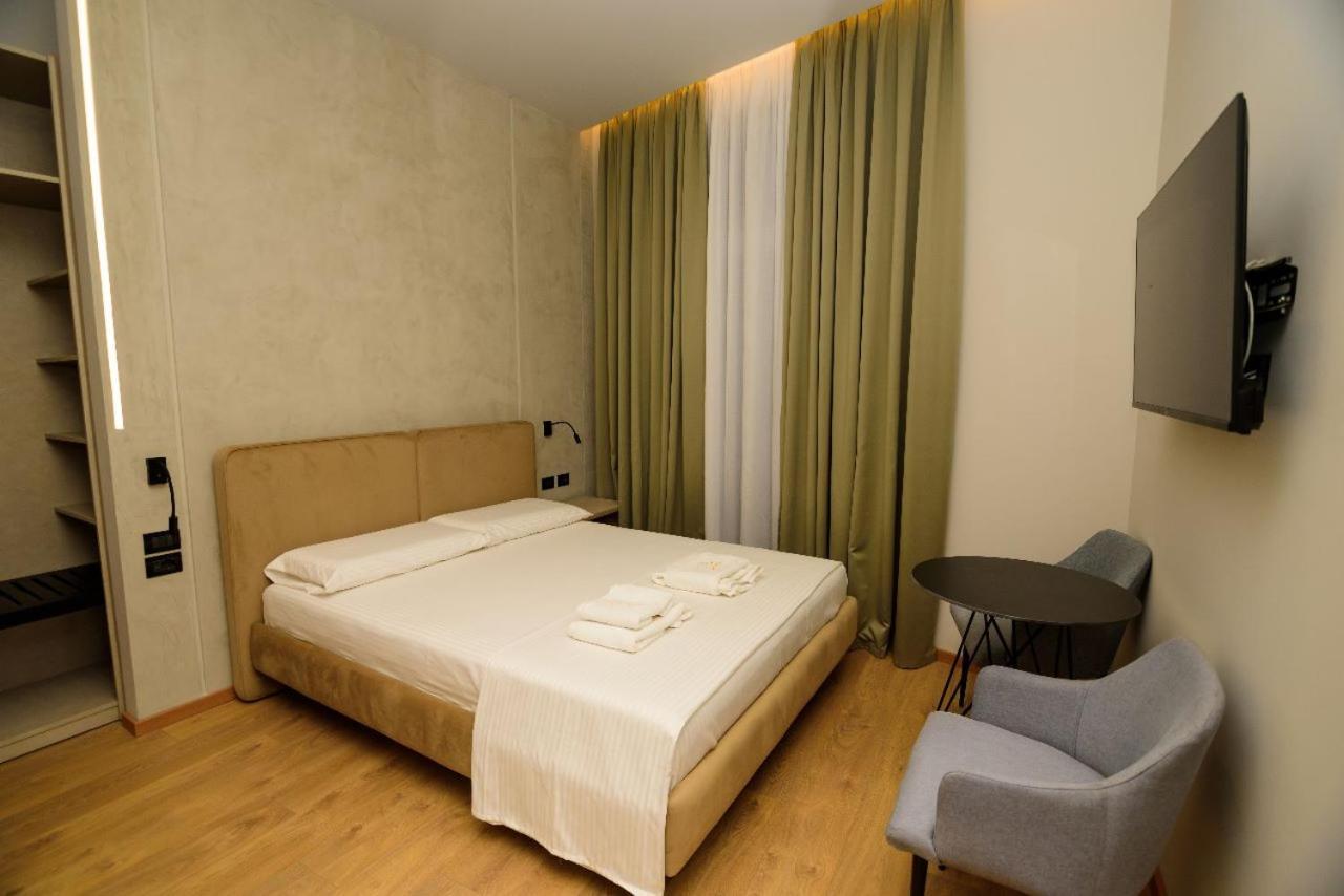 Hotel Zeneli Vlore Vlorë Exterior foto